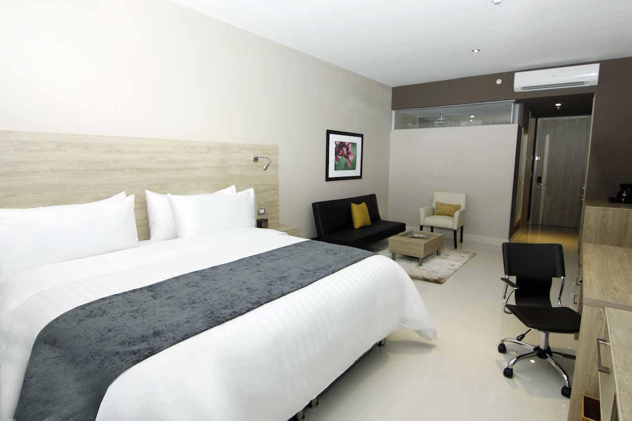 Ghl Collection Barranquilla Hotel Eksteriør billede A room at the hotel