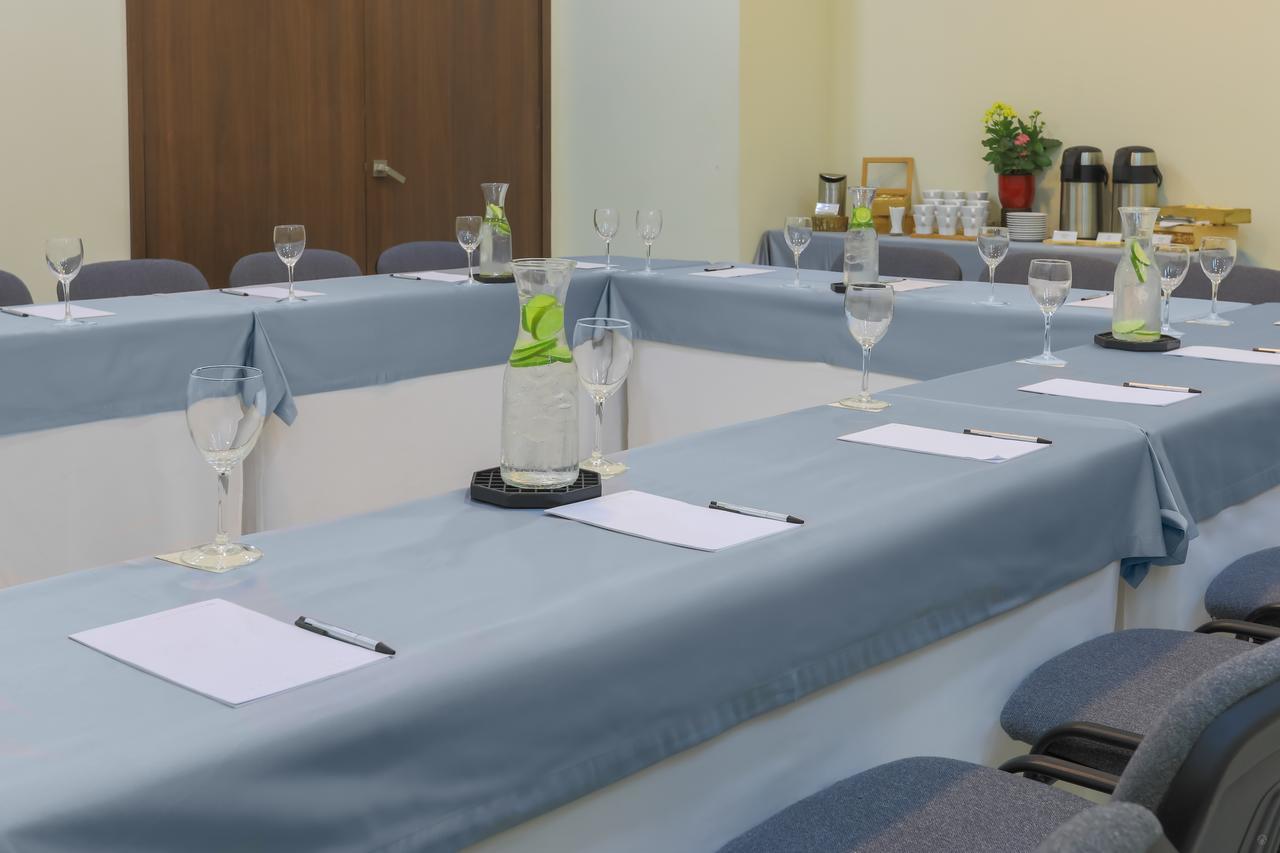 Ghl Collection Barranquilla Hotel Eksteriør billede Meeting room
